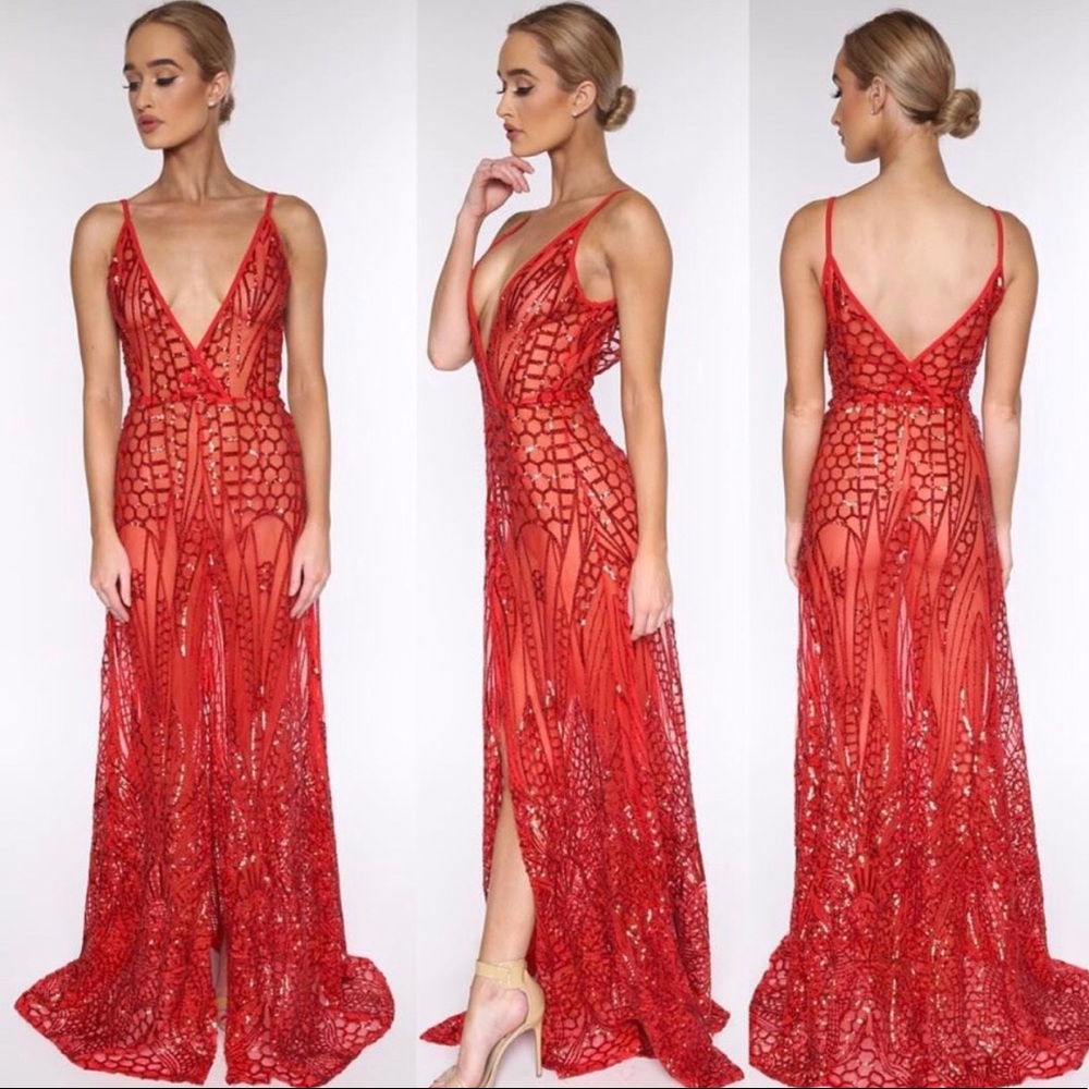 Sexy Sequined Red Gown